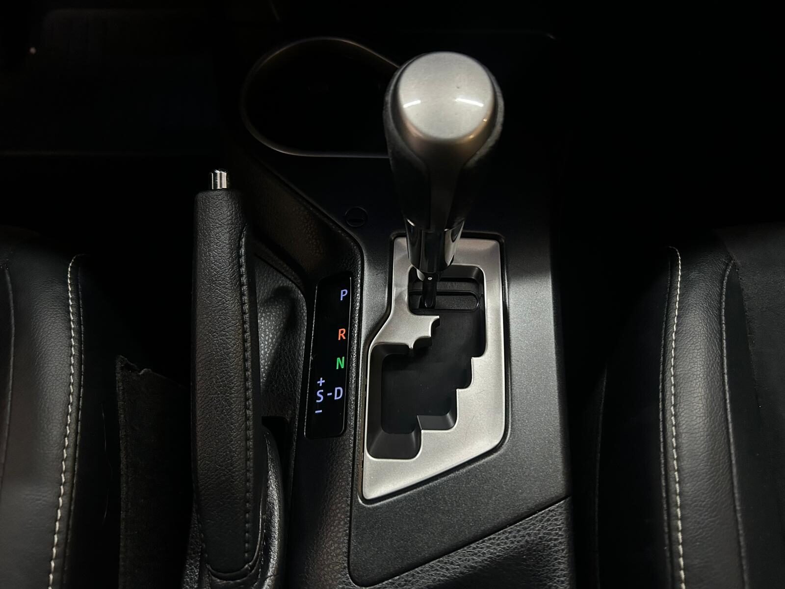 TOYOTA RAV 4 2.5 Hybrid Executive