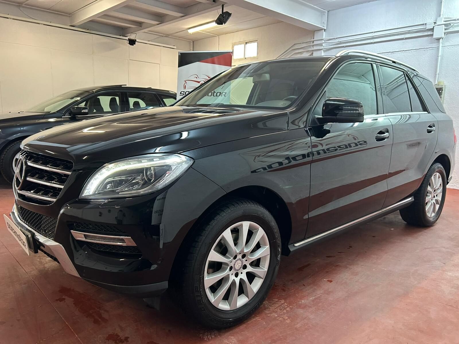 MERCEDES-BENZ CLASE M 250 CDI
