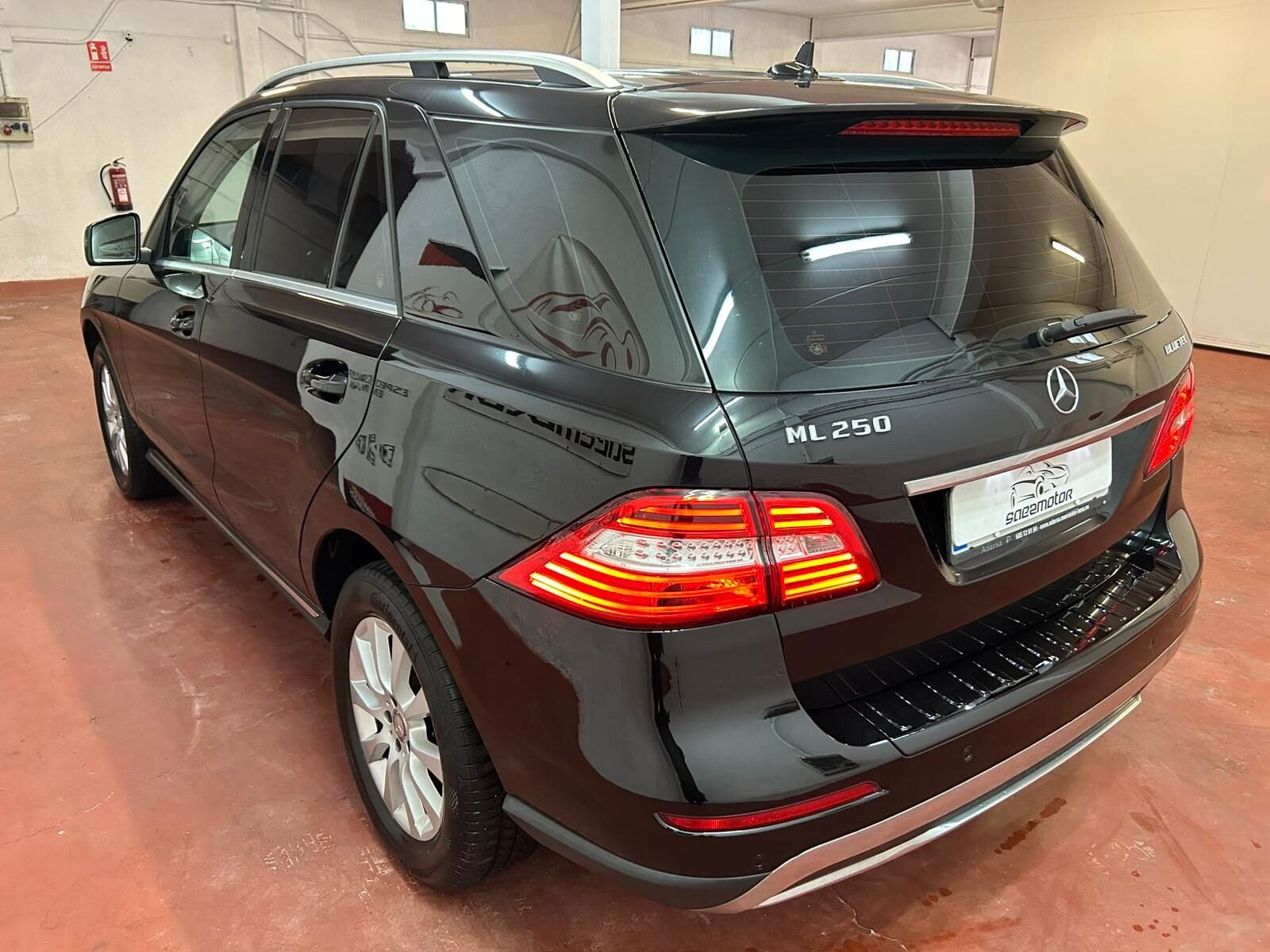 MERCEDES-BENZ CLASE M 250 CDI