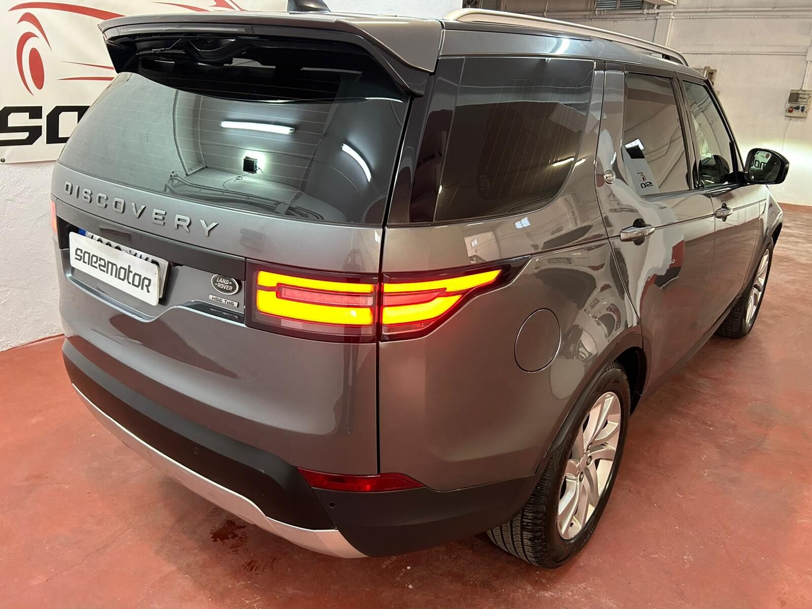 LAND-ROVER Discovery 3.0td6