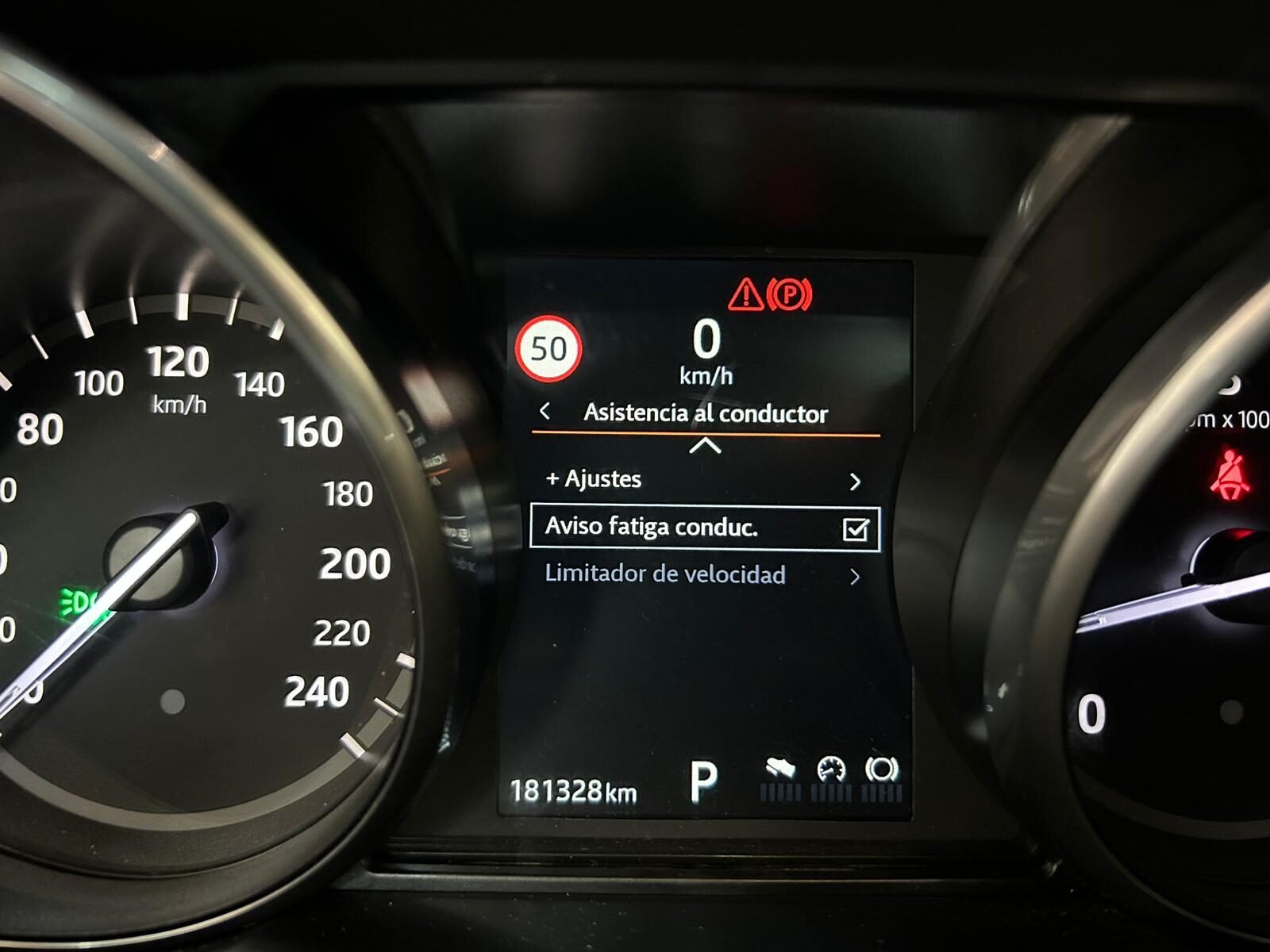 LAND-ROVER Discovery 3.0td6