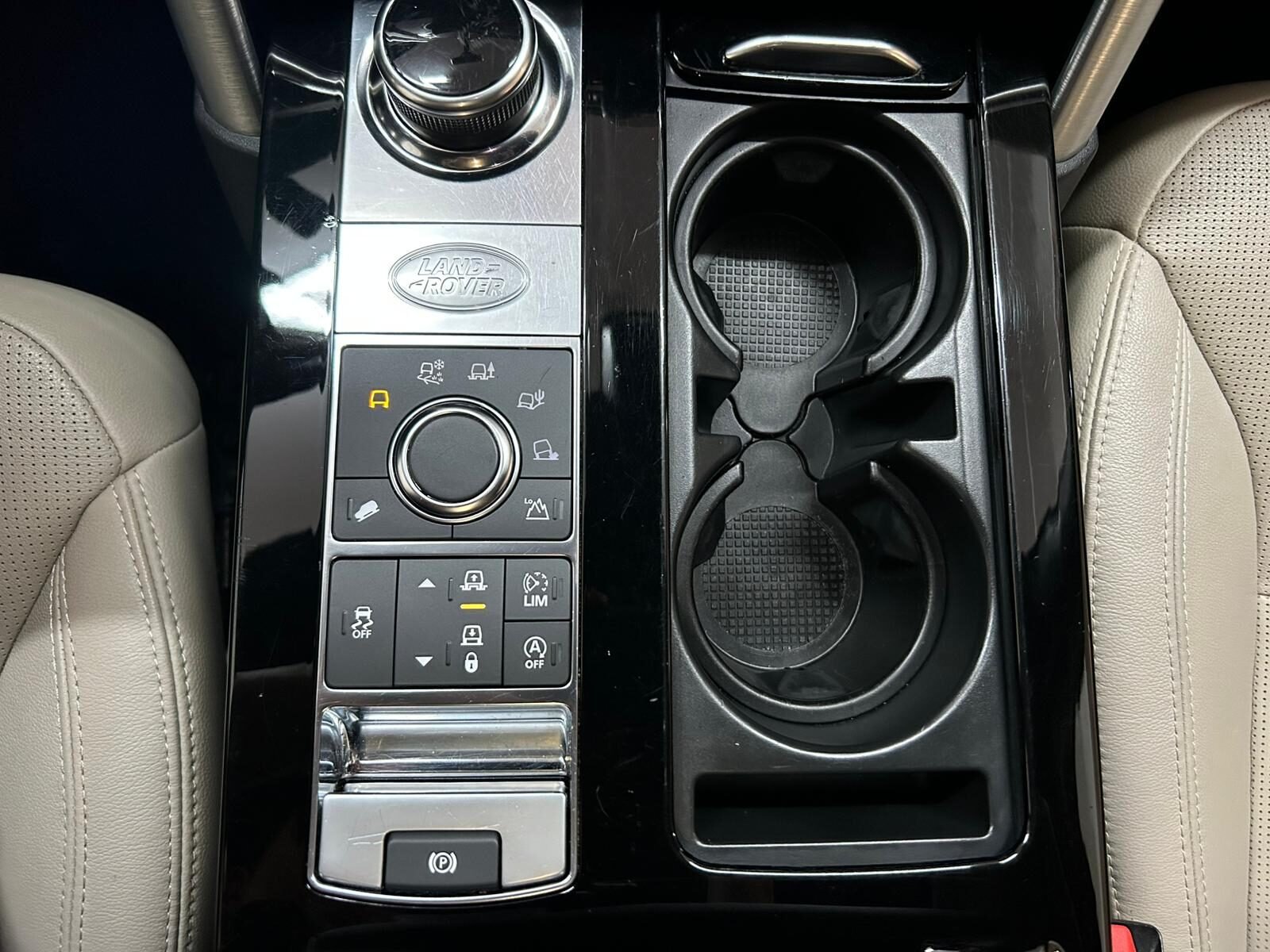 LAND-ROVER Discovery 3.0td6