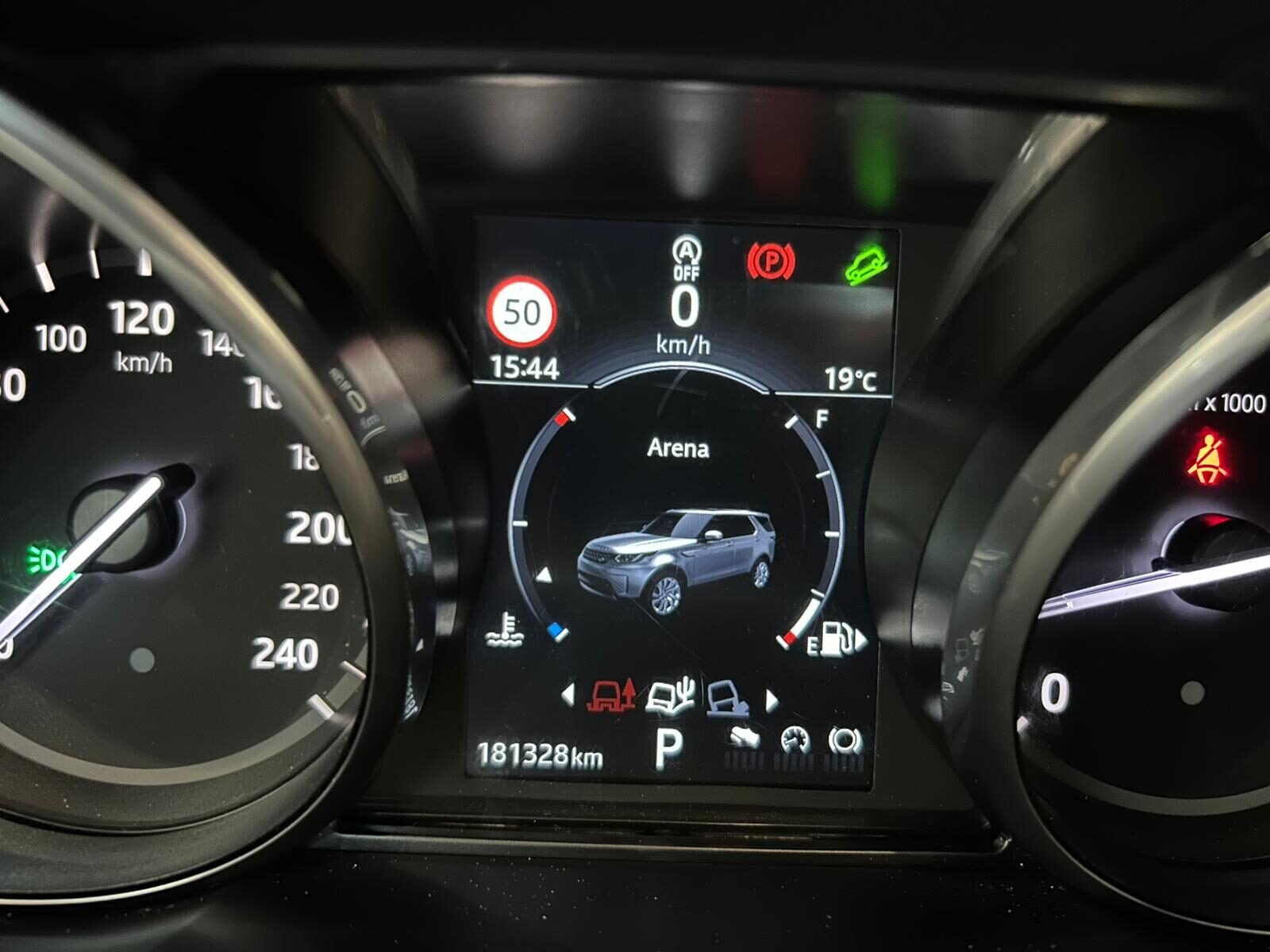 LAND-ROVER Discovery 3.0td6