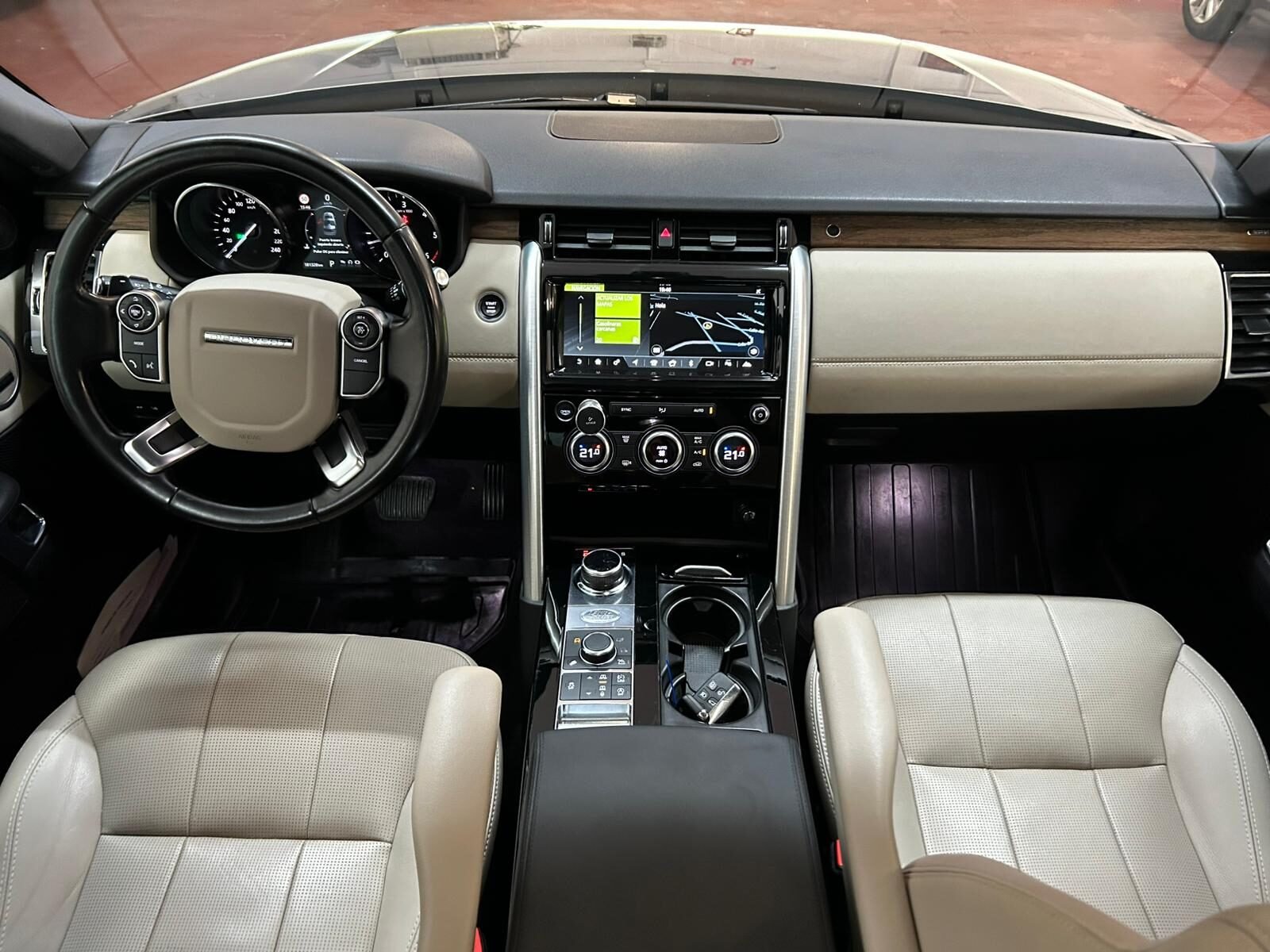 LAND-ROVER Discovery 3.0td6