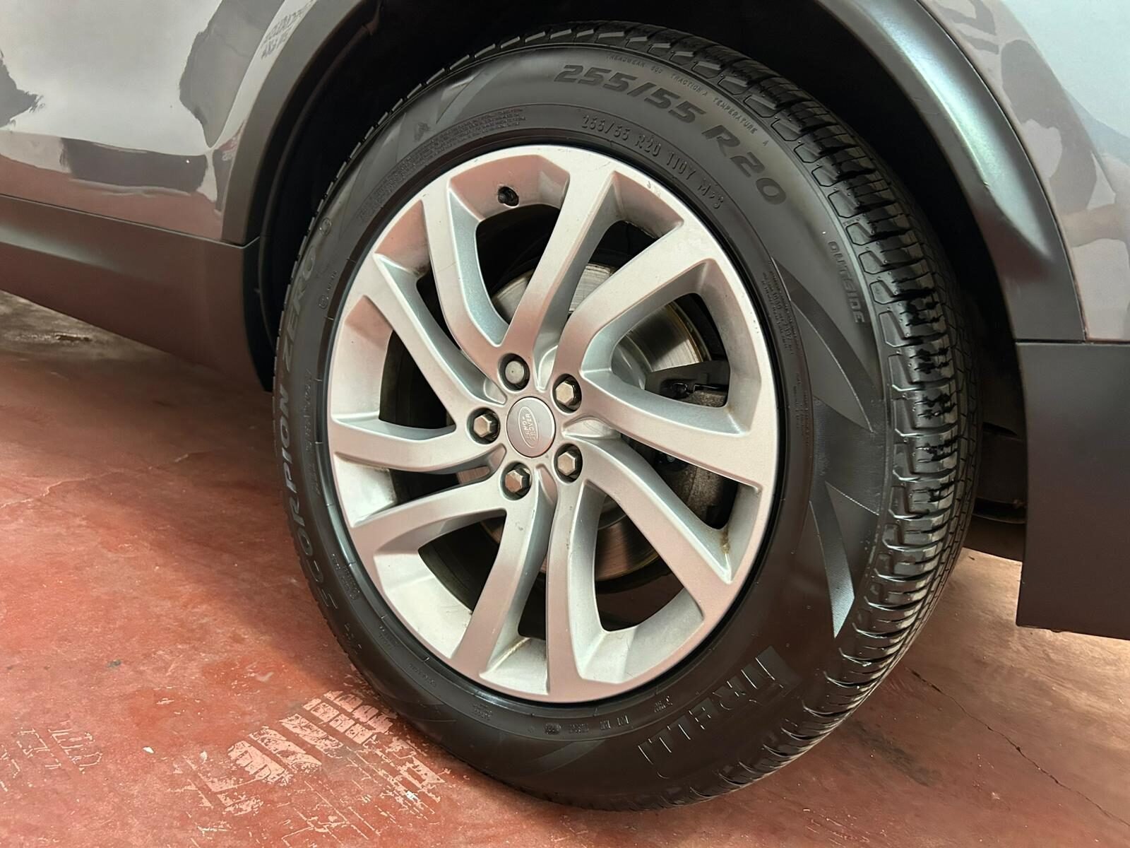 LAND-ROVER Discovery 3.0td6