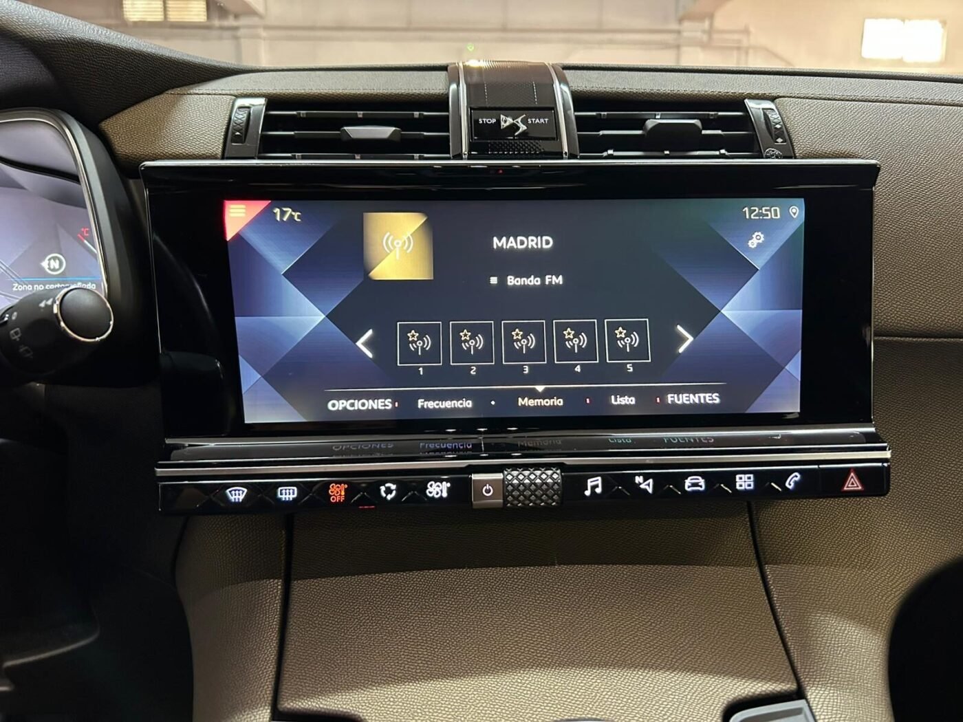 DS ds7 Crossback BlueHDi Auto. BE CHIC