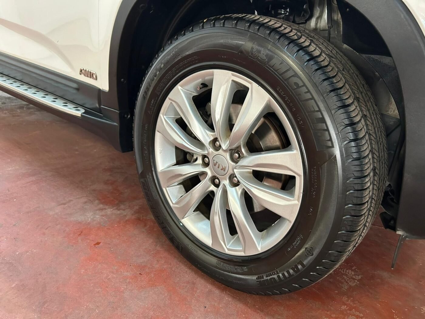 KIA SORENTO 2.2CRDI EMOTION 4X4