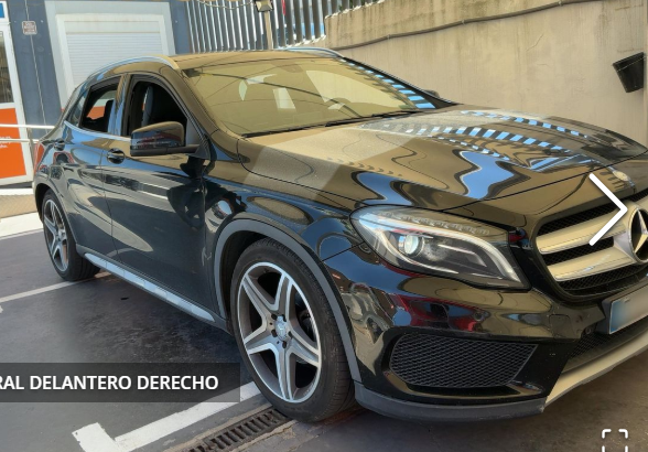 MERCEDES-BENZ GLA 200 AMG LINE