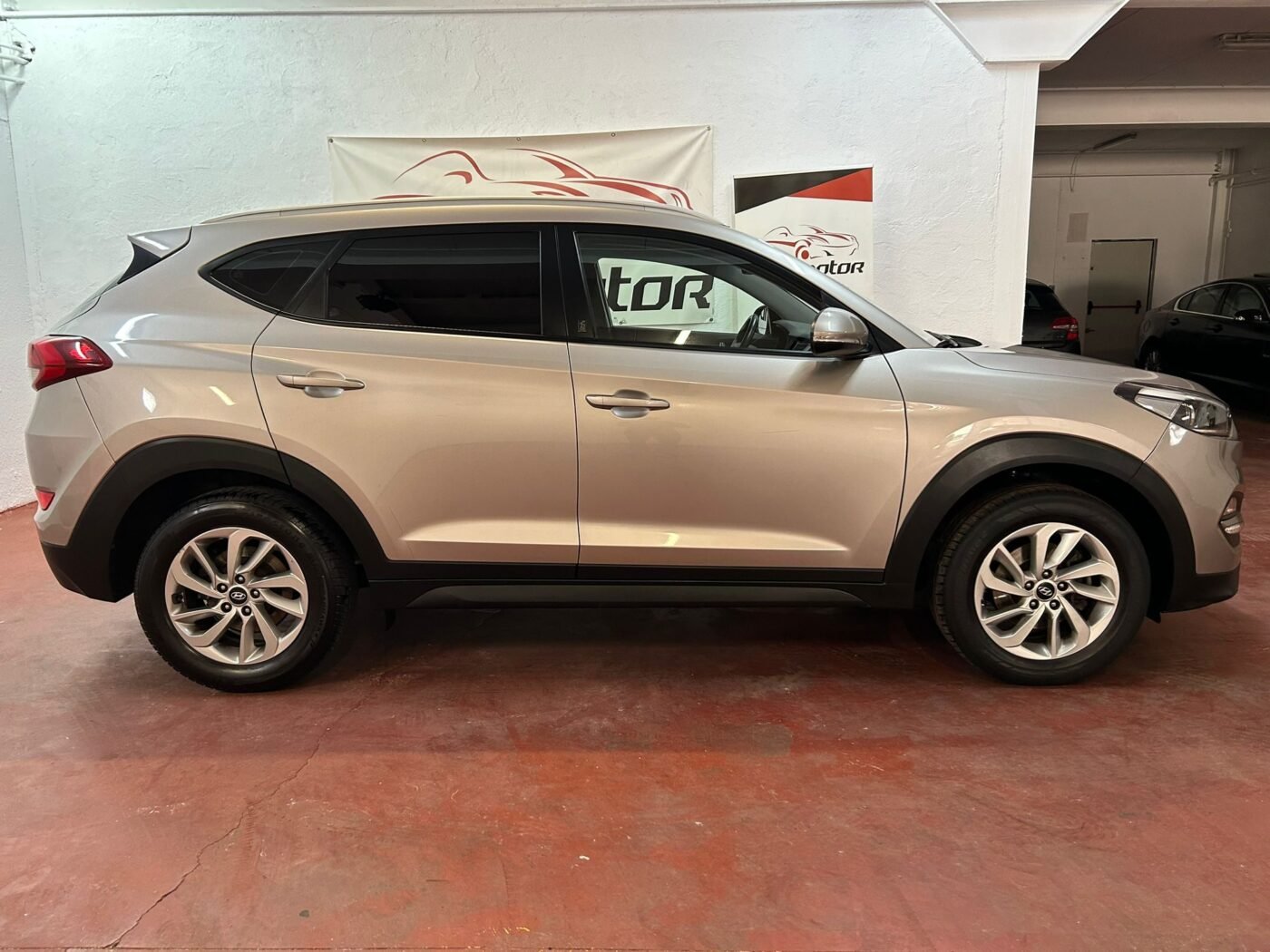HYUNDAI TUCSON 1.6 25 Aniversario 4x2