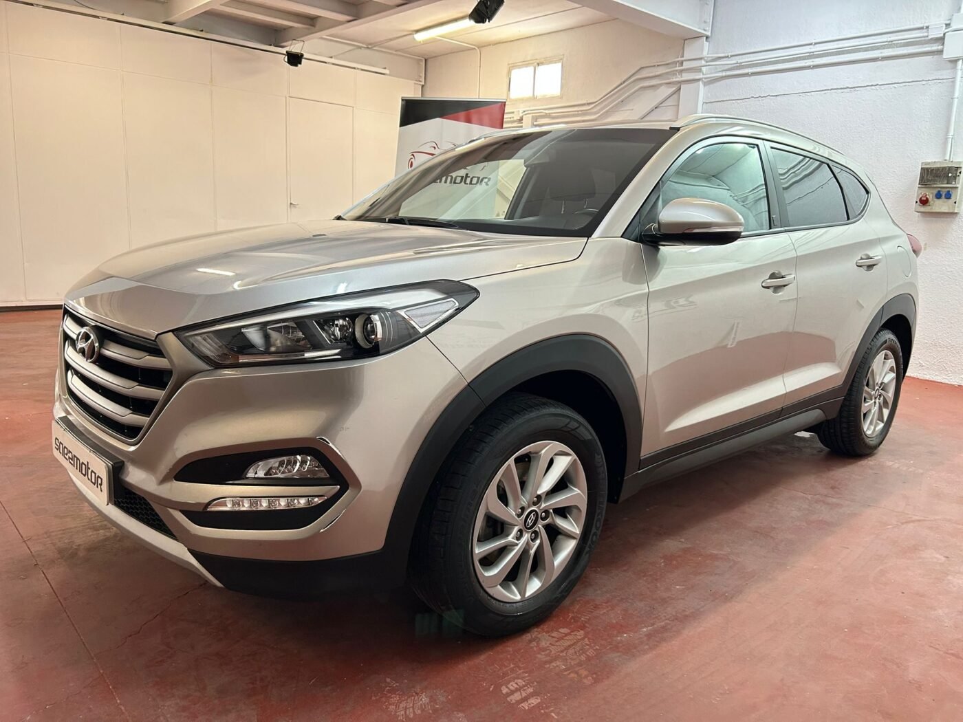 HYUNDAI TUCSON 1.6 25 Aniversario 4x2