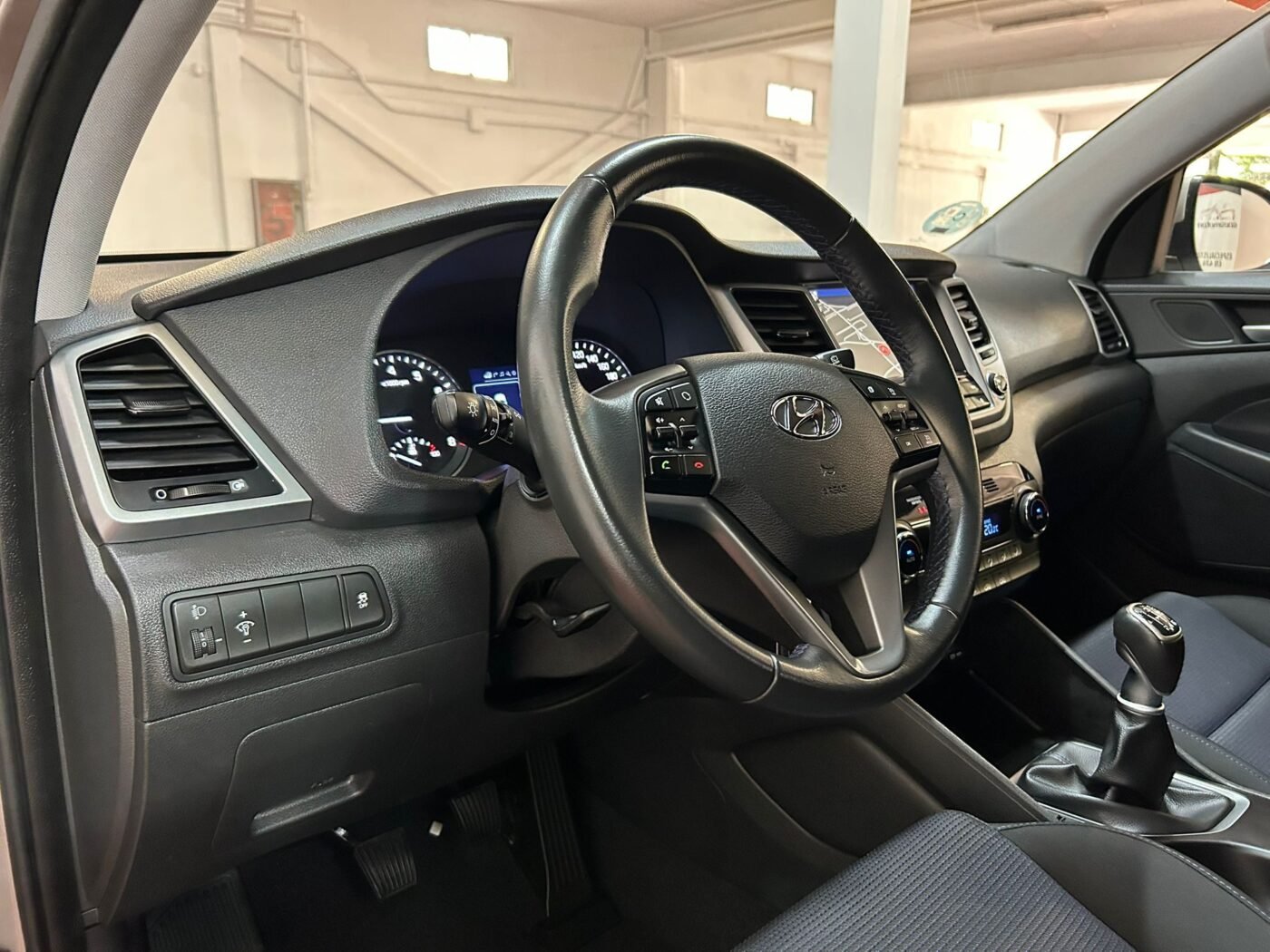 HYUNDAI TUCSON 1.6 25 Aniversario 4x2