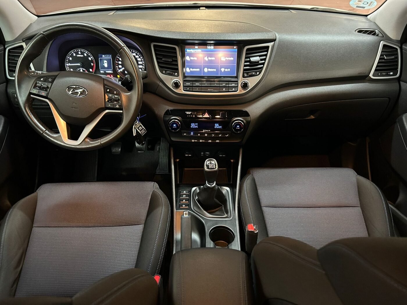 HYUNDAI TUCSON 1.6 25 Aniversario 4x2