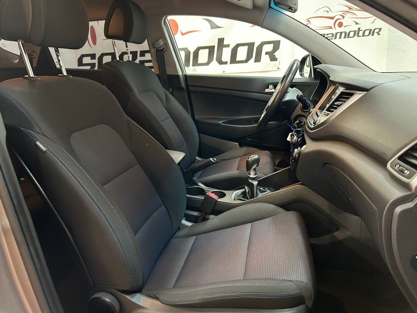 HYUNDAI TUCSON 1.6 25 Aniversario 4x2