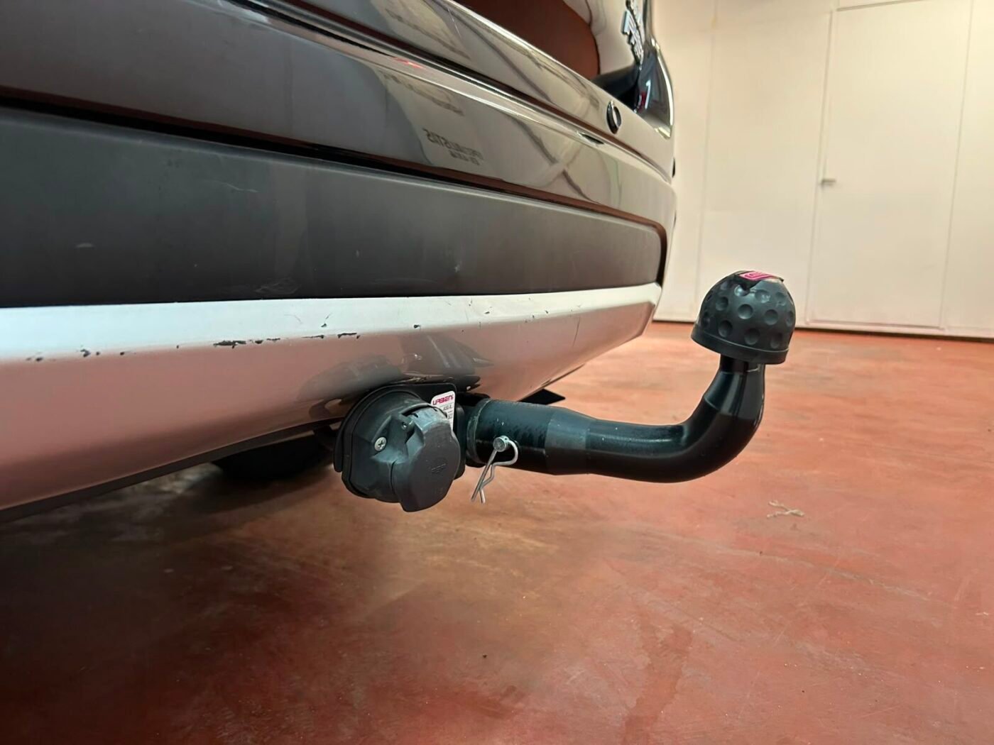 MITSUBISHI Outlander 2.0 PHEV PHEV Kaiteki 4WD