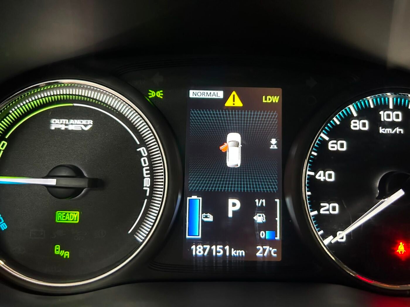 MITSUBISHI Outlander 2.0 PHEV PHEV Kaiteki 4WD