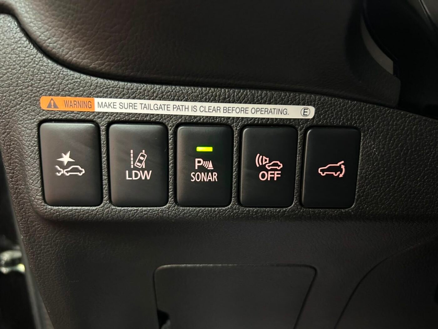 MITSUBISHI Outlander 2.0 PHEV PHEV Kaiteki 4WD