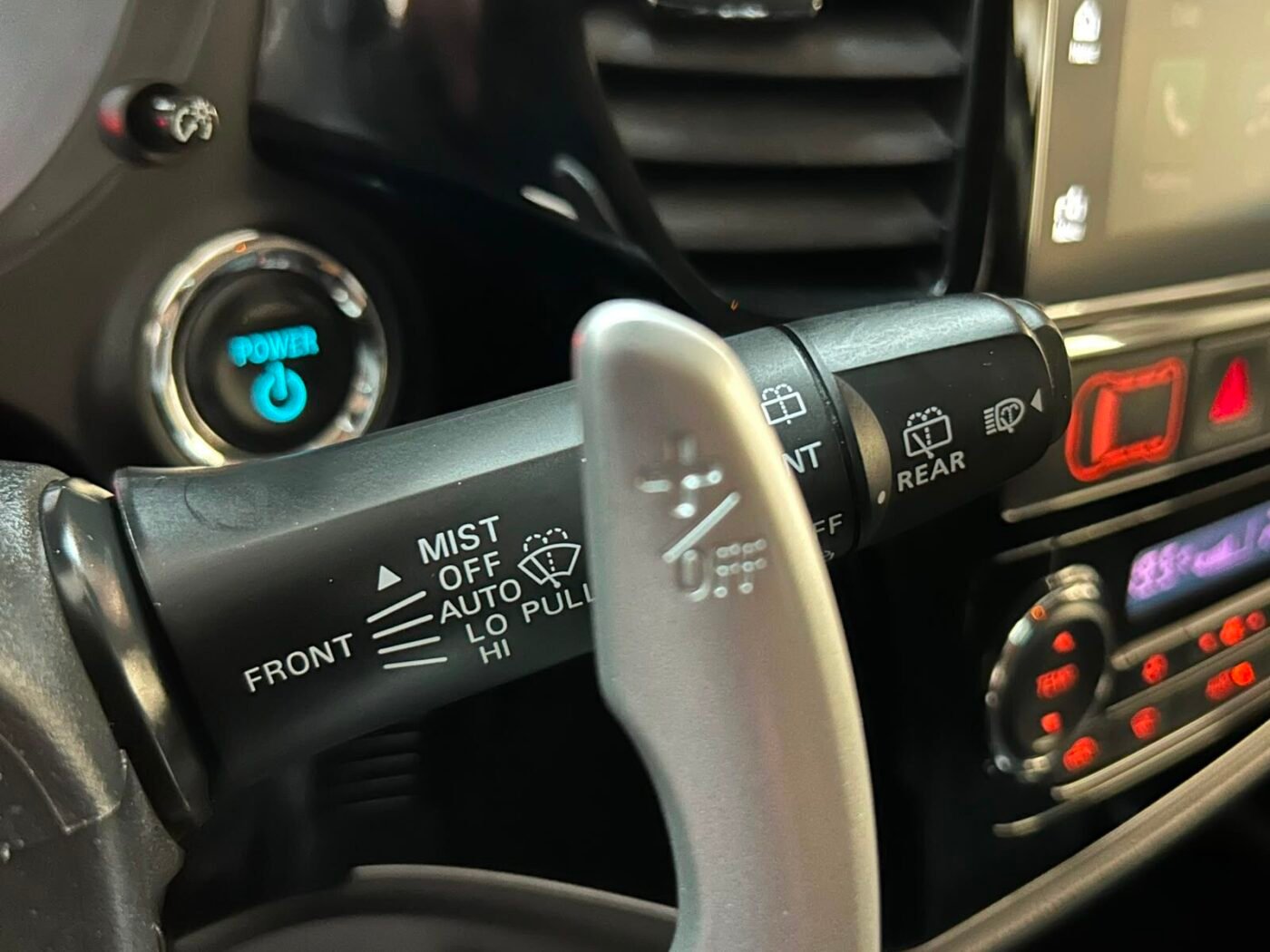 MITSUBISHI Outlander 2.0 PHEV PHEV Kaiteki 4WD