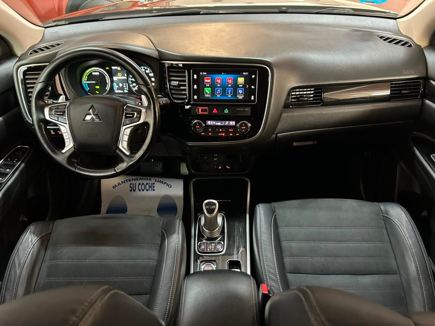 MITSUBISHI Outlander 2.0 PHEV PHEV Kaiteki 4WD