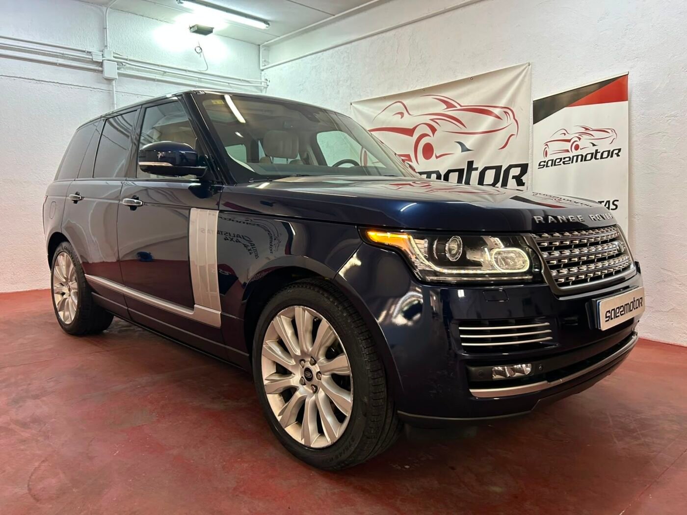 LAND-ROVER RANGE ROVER SUPERCHARGED AUTOBIOGRAPHY
