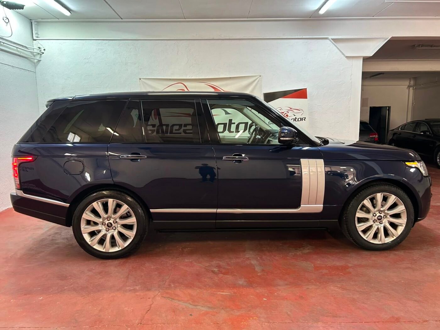 LAND-ROVER RANGE ROVER SUPERCHARGED AUTOBIOGRAPHY