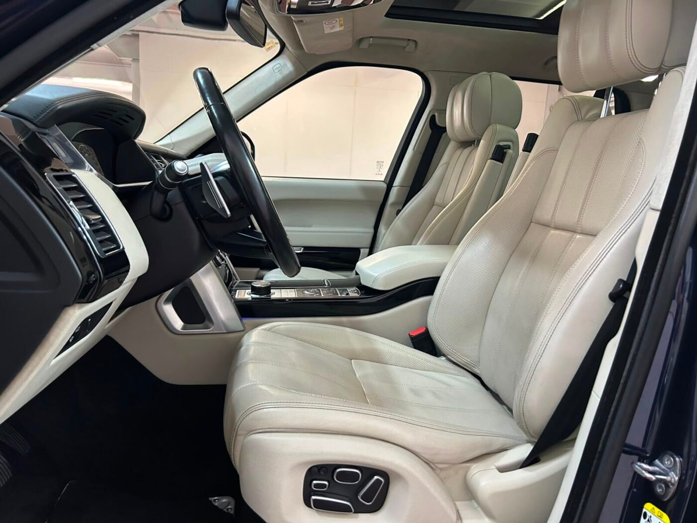 LAND-ROVER RANGE ROVER SUPERCHARGED AUTOBIOGRAPHY