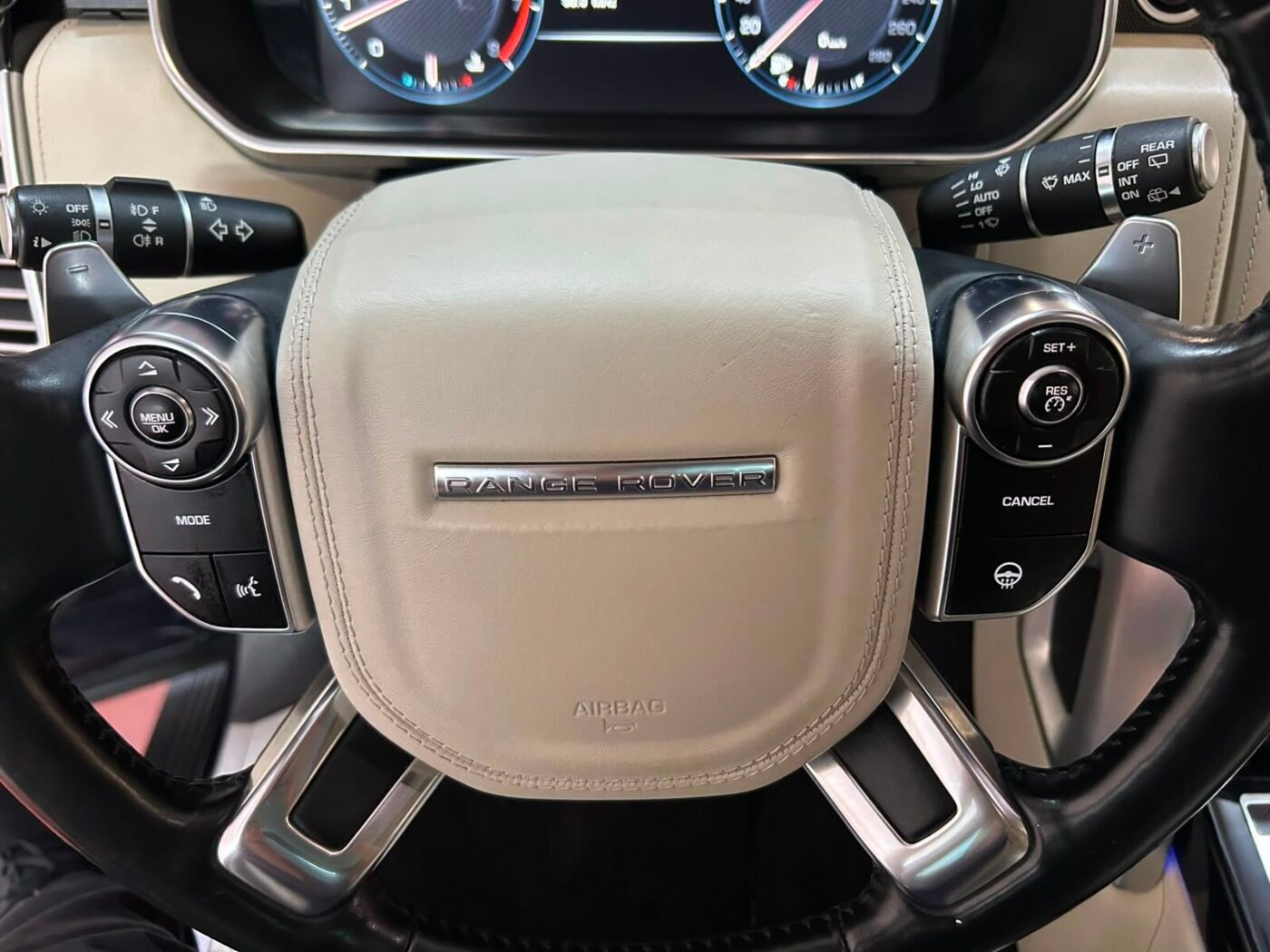 LAND-ROVER RANGE ROVER SUPERCHARGED AUTOBIOGRAPHY
