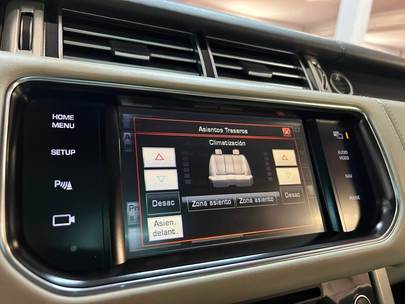 LAND-ROVER RANGE ROVER SUPERCHARGED AUTOBIOGRAPHY