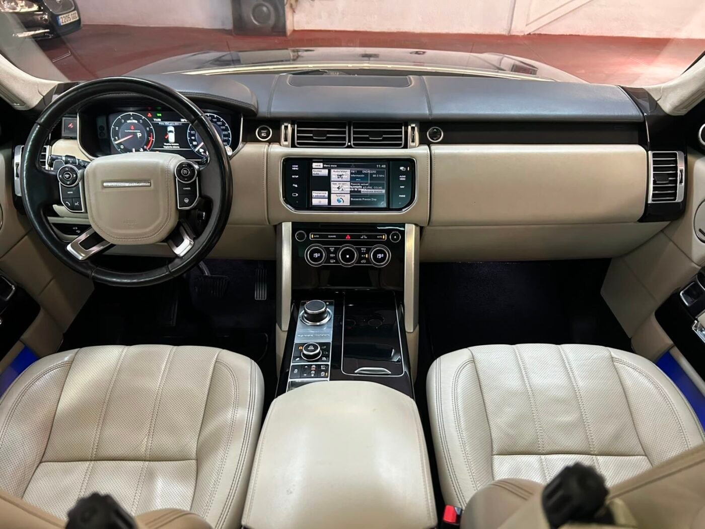 LAND-ROVER RANGE ROVER SUPERCHARGED AUTOBIOGRAPHY