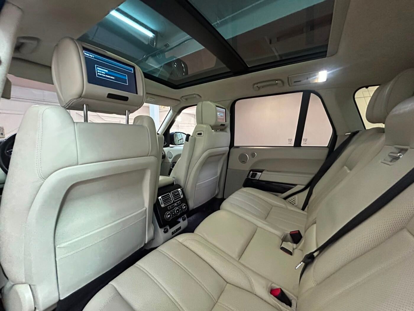 LAND-ROVER RANGE ROVER SUPERCHARGED AUTOBIOGRAPHY