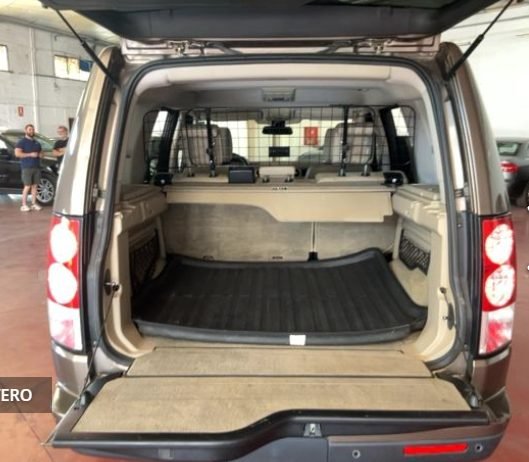 LAND-ROVER DISCOVERY 4 3.0 TD V6 TDV6 SE