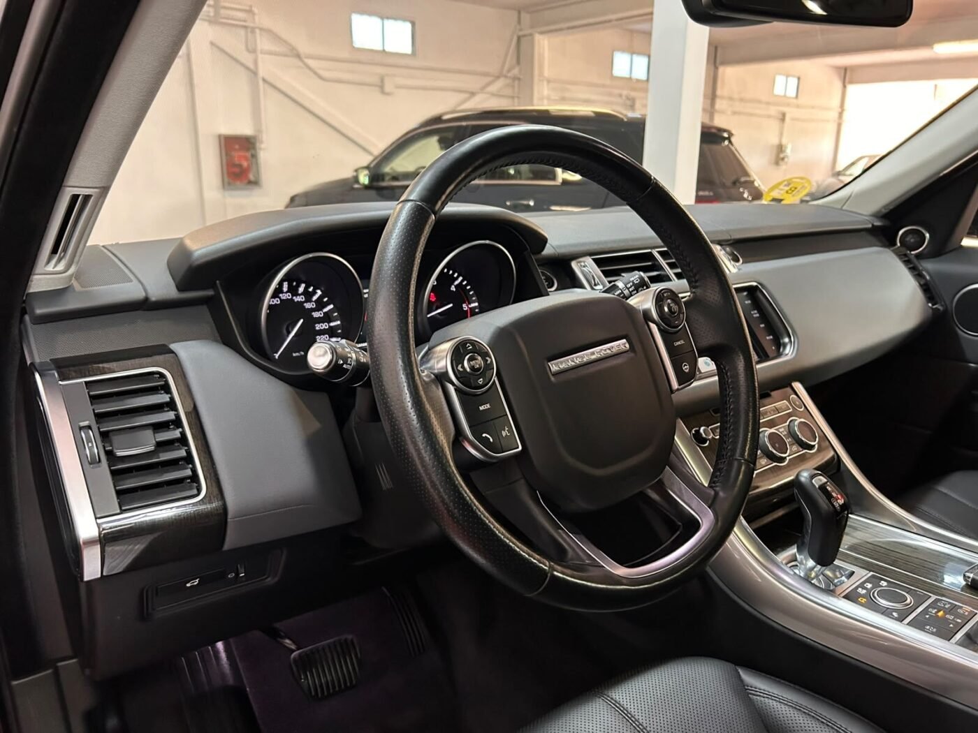 LAND-ROVER Range Rover Sport 3.0TD V6