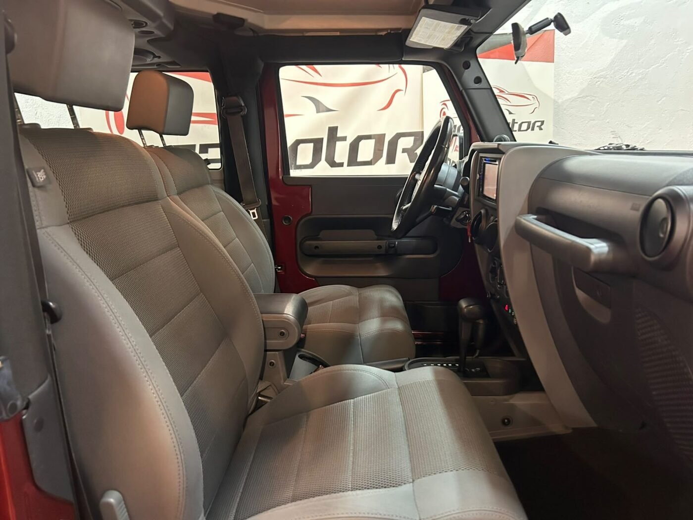 JEEP WRANGLER 2.8CRD AUT 